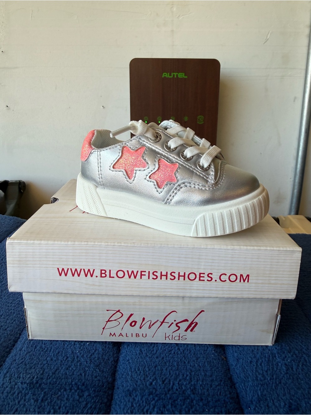 Blowfish Metallic Silver Kids Sneakers with Pink Star Patches